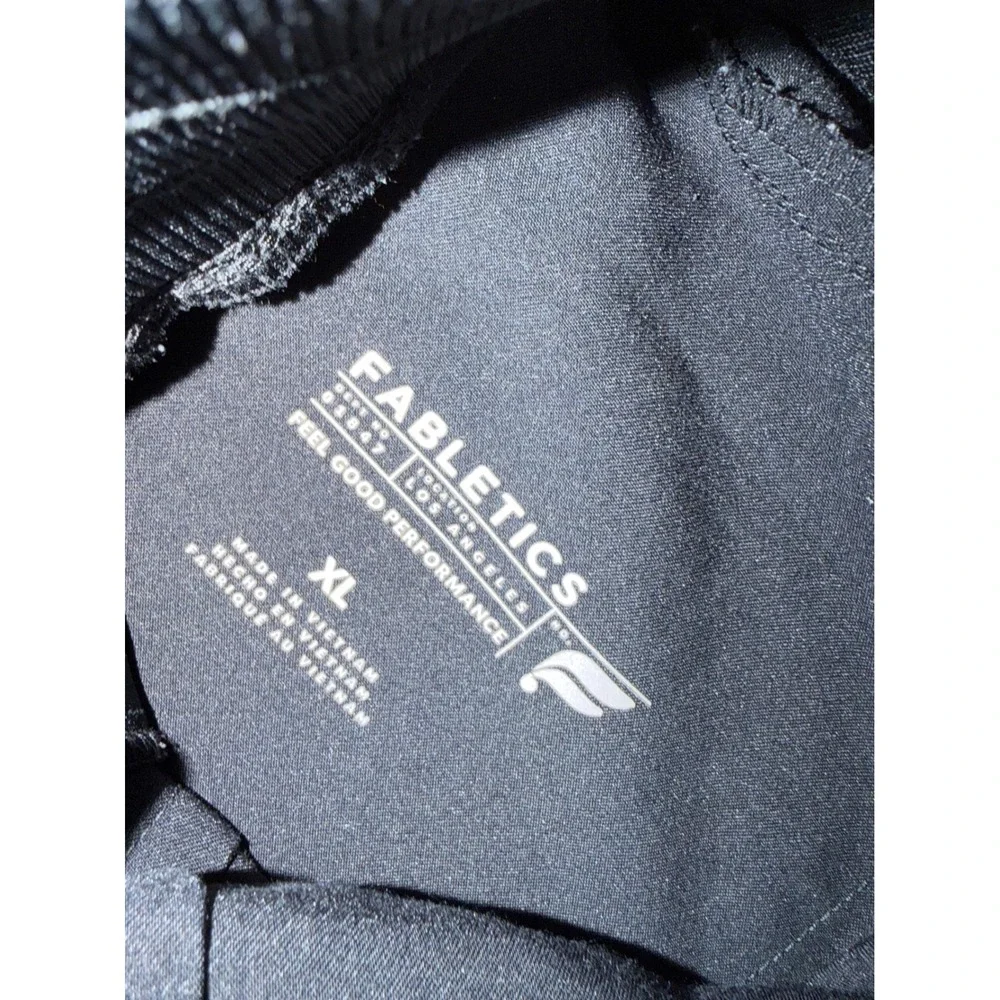 Fabletics Jogger Pants Black XL Mens Activewear Cargo Pockets Drawstring